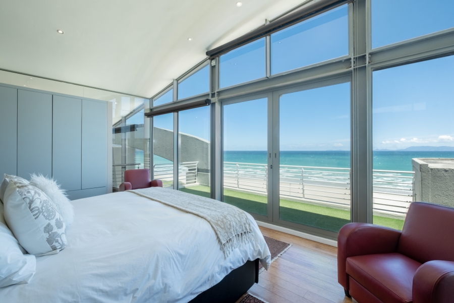 3 Bedroom Property for Sale in Strand North Western Cape